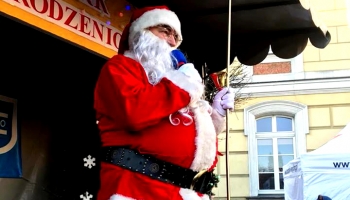 mikołaj na scenie 
