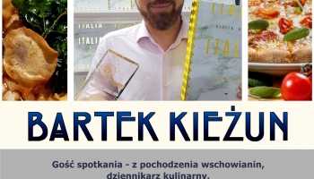 zdjęcie autora z książką