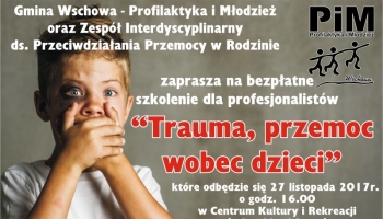 zdjęcie dziecka zamykającego rękoma buzię