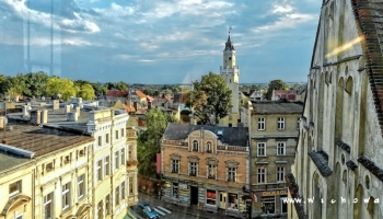 widok z baszty polskiej na ulicę kilińskiego