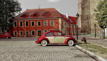 budynek kolegium jezuickiego od strony siedziby biblioteki