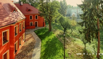 dziedziniec kolegium jezuickiego